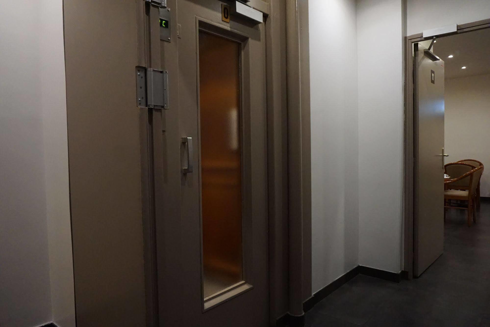 Hotel Liege Strasbourg Παρίσι Εξωτερικό φωτογραφία